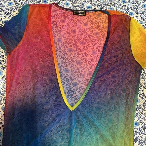 Kurt Geiger • London Rainbow Gradient Mesh V Dress - Picture 6 of 8